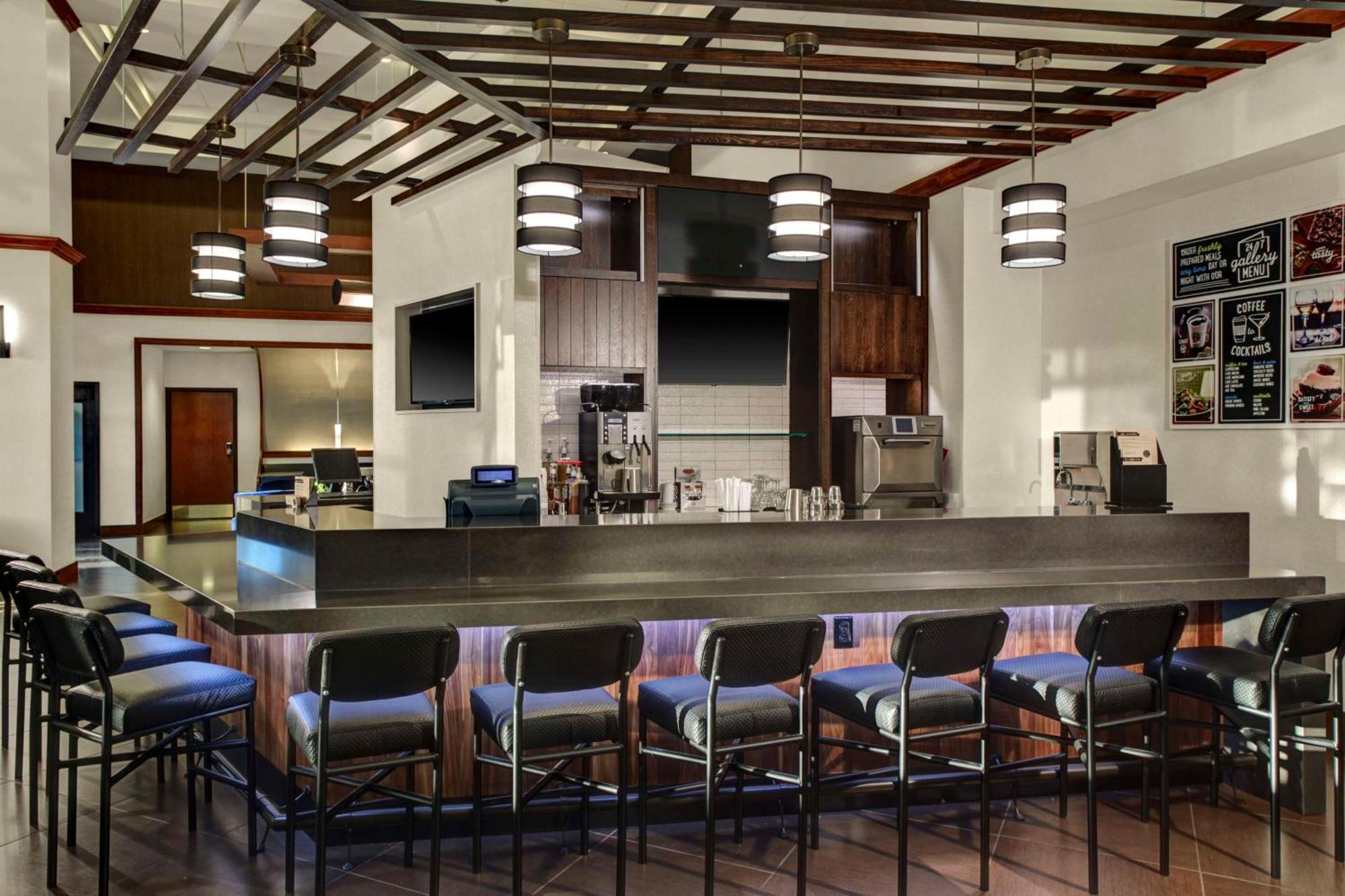 Hyatt Place Tampa Busch Gardens Buitenkant foto