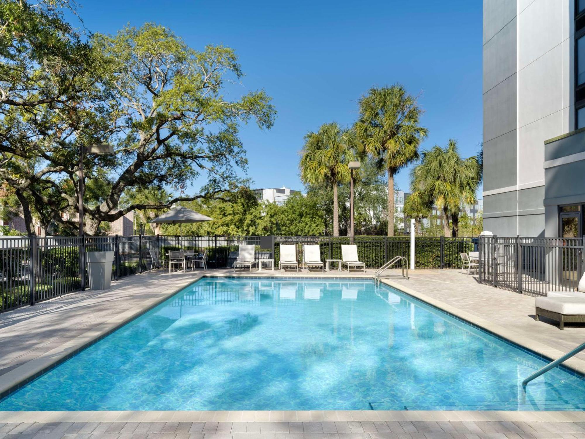 Hyatt Place Tampa Busch Gardens Buitenkant foto