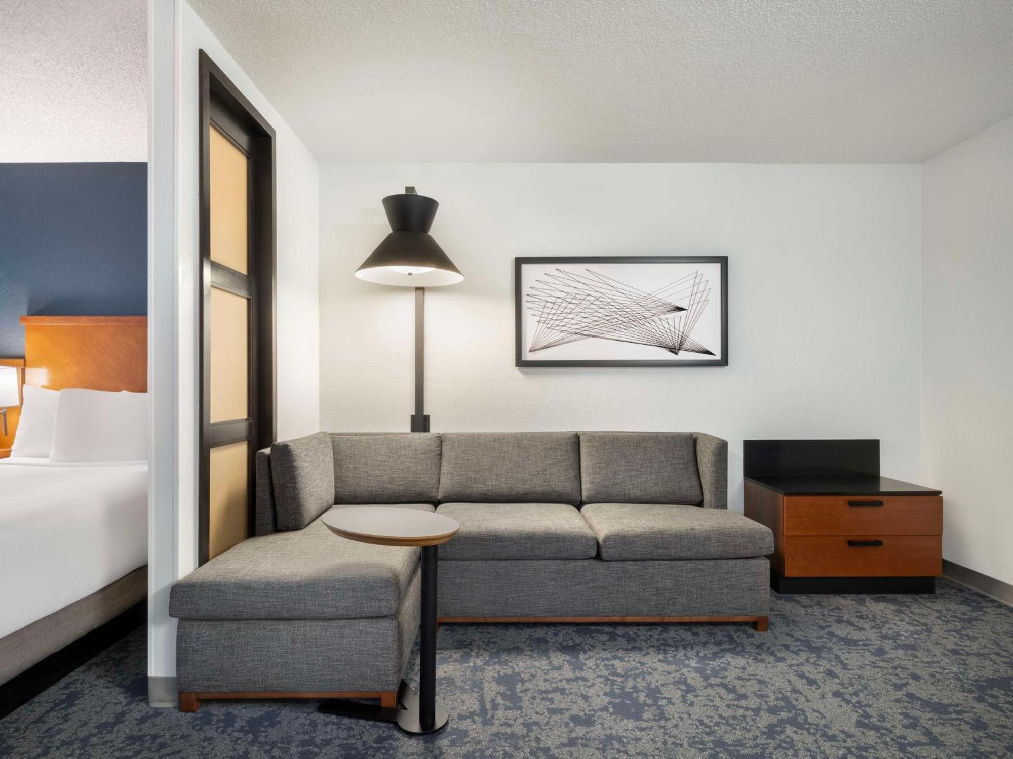 Hyatt Place Tampa Busch Gardens Buitenkant foto